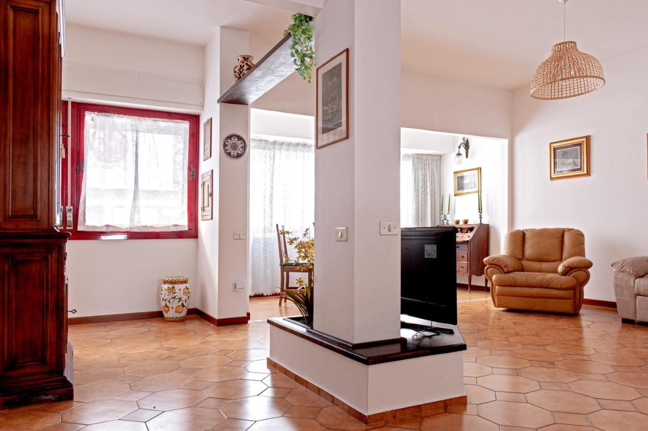 Casina Di Liliana Apartment Livorno Exterior photo
